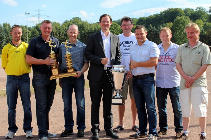 Neuer Pokal für die Ü40 Alt Herren Kreismeisterschaft