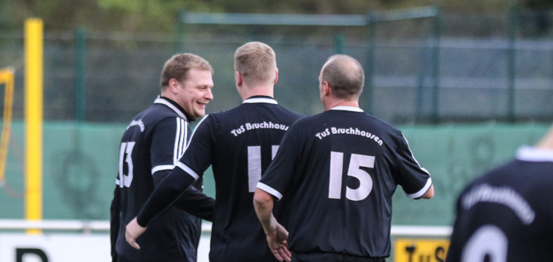 TuS-Dritte gewinnt 3:1 bei Rumbeck II